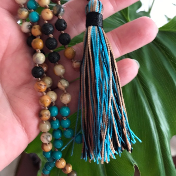 Picture stone Jasper and Chrysocolla Mala Necklace - Picture 4 of 9